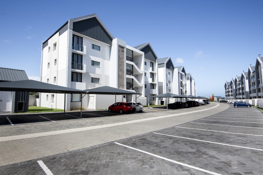 2 Bedroom Property for Sale in Summerstrand Eastern Cape